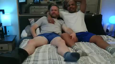 RJandScooterRJ-black guySc-white guy online show from February 2026 10:25:01 AM