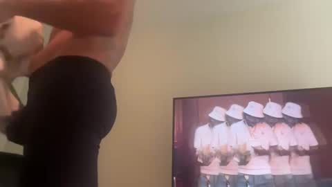 Snapshot of rluxe2676 chatting on December 2024 08:39:02 PM BwC4Breed online show from December 2024 08:39:02 PM