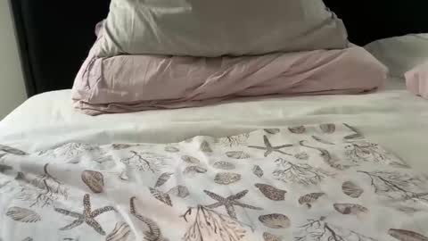 Snapshot of roadking1122 chatting on October 2025 02:18:02 PM roadking1122 online show from October 2025 02:18:02 PM