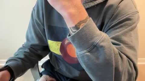 Snapshot of roadking1122 chatting on November 2025 04:07:02 PM roadking1122 online show from November 2025 04:07:02 PM