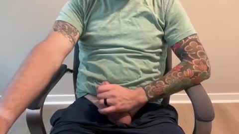 Snapshot of roadking1122 chatting on November 2025 02:39:01 PM roadking1122 online show from November 2025 02:39:01 PM