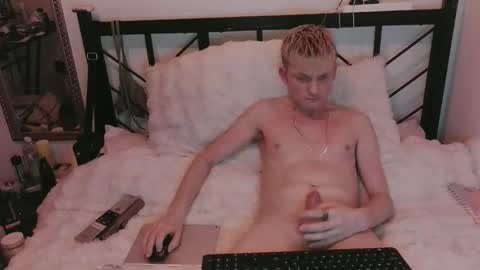 DippingDolly96 online show from February 2026 04:55:02 AM