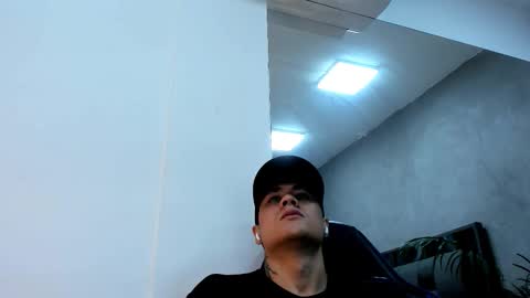 Roan Birkin online show from January 2026 07:39:01 PM