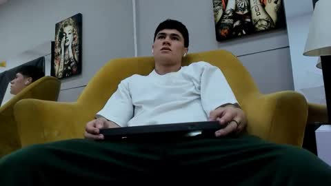 Roan Birkin online show from February 2026 07:34:02 PM