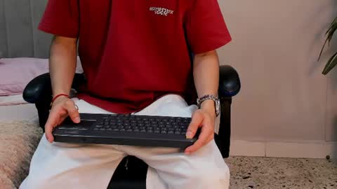 Roan Birkin online show from June 2026 07:35:02 PM