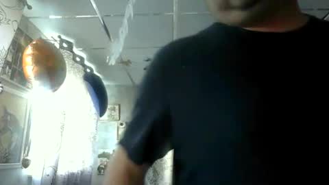 Snapshot of rob18997 chatting on November 2025 09:19:02 AM rob18997 online show from November 2025 09:19:02 AM