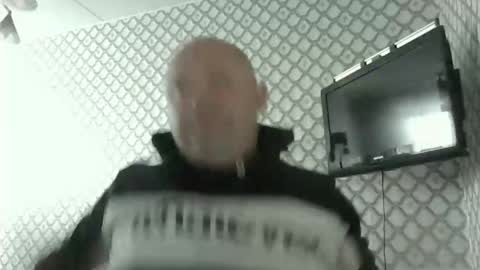 rob18997 online show from February 2026 10:07:02 AM