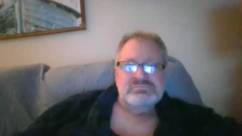 Snapshot of rob872217 chatting on December 2024 08:02:02 AM rob872217 online show from December 2024 08:02:02 AM
