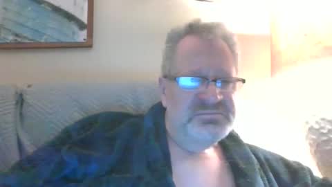 Snapshot of rob872217 chatting on January 2025 01:09:02 PM rob872217 online show from January 2025 01:09:02 PM