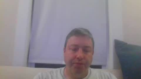 rob_bower_guy online show from November 2025 01:08:01 AM