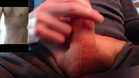 robby66_56 online show from December 2025 04:24:01 PM