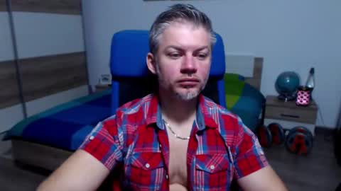 robbyshawz online show from October 2025 06:33:01 AM