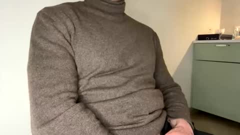 Snapshot of roberpierre_ho chatting on April 2026 01:28:01 AM roberpierre_ho online show from April 2026 01:28:01 AM