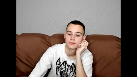 Snapshot of robert10211 chatting on November 2025 11:33:01 AM robert10211 online show from November 2025 11:33:01 AM