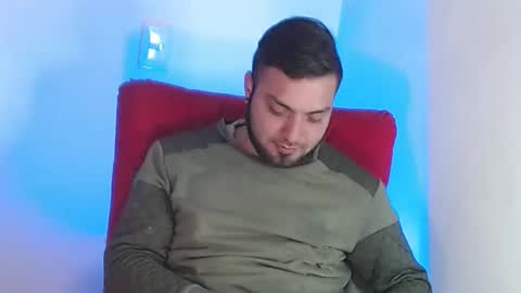 Snapshot of robert_leroy chatting on January 2025 11:43:02 PM Stiven - online show from January 2025 11:43:02 PM