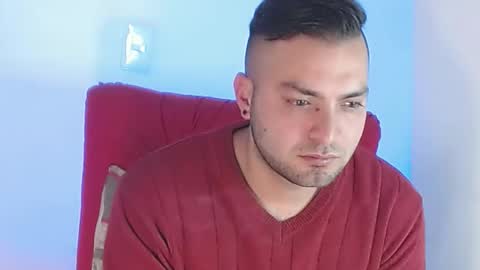 Snapshot of robert_leroy chatting on February 2025 07:57:02 PM Stiven - online show from February 2025 07:57:02 PM