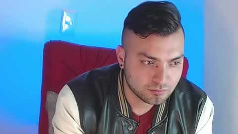 Snapshot of robert_leroy chatting on February 2025 06:34:02 AM Stiven - online show from February 2025 06:34:02 AM