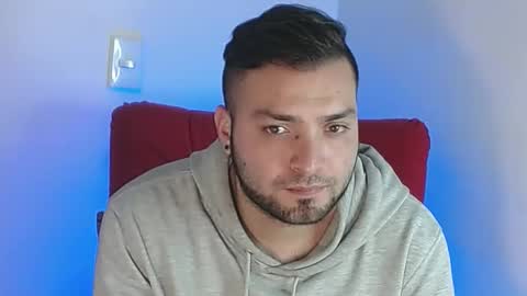 Snapshot of robert_leroy chatting on February 2025 02:37:01 AM Stiven - online show from February 2025 02:37:01 AM