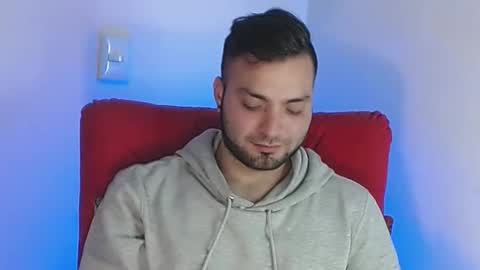 Snapshot of robert_leroy chatting on February 2025 05:41:01 AM Stiven - online show from February 2025 05:41:01 AM