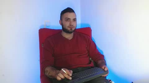 Snapshot of robert_leroy chatting on February 2025 02:42:02 AM Stiven - online show from February 2025 02:42:02 AM