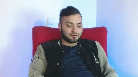 Snapshot of robert_leroy chatting on February 2025 11:57:01 PM Stiven - online show from February 2025 11:57:01 PM