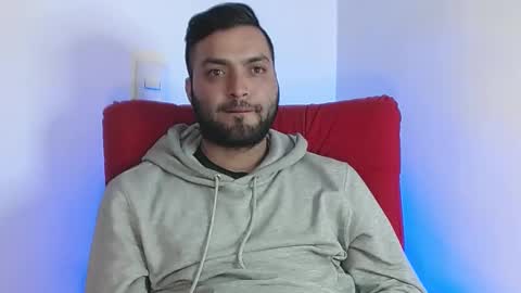 Snapshot of robert_leroy chatting on February 2025 05:34:02 AM Stiven - online show from February 2025 05:34:02 AM