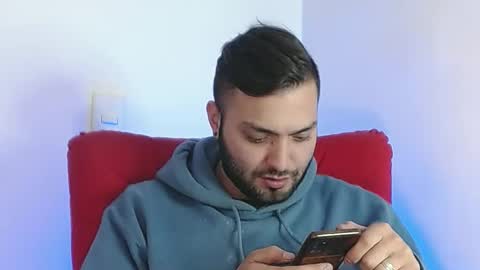 Snapshot of robert_leroy chatting on February 2025 08:25:01 PM Stiven - online show from February 2025 08:25:01 PM