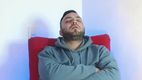 Snapshot of robert_leroy chatting on March 2025 08:29:01 AM Stiven - online show from March 2025 08:29:01 AM