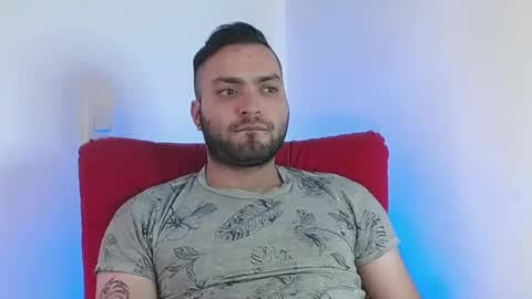 Snapshot of robert_leroy chatting on March 2025 03:49:01 PM Stiven - online show from March 2025 03:49:01 PM