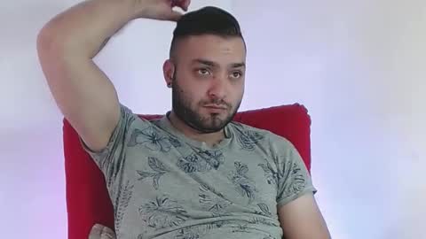 Snapshot of robert_leroy chatting on March 2025 06:54:02 PM Stiven - online show from March 2025 06:54:02 PM