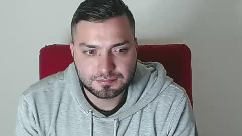 Snapshot of robert_leroy chatting on September 2025 10:45:01 PM Stiven - online show from September 2025 10:45:01 PM