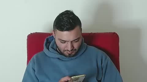 Snapshot of robert_leroy chatting on September 2025 05:44:01 AM Stiven - online show from September 2025 05:44:01 AM