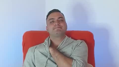 Snapshot of robert_leroy chatting on October 2025 05:44:02 PM Stiven - online show from October 2025 05:44:02 PM