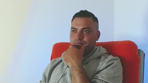 Snapshot of robert_leroy chatting on October 2025 09:22:01 PM Stiven - online show from October 2025 09:22:01 PM