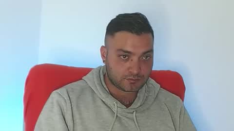 Snapshot of robert_leroy chatting on October 2025 07:01:01 AM Stiven - online show from October 2025 07:01:01 AM