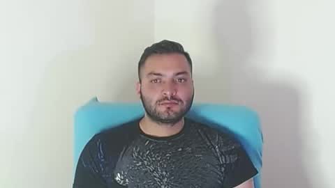 Snapshot of robert_leroy chatting on November 2025 10:08:01 PM Stiven - online show from November 2025 10:08:01 PM