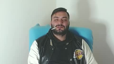 Snapshot of robert_leroy chatting on November 2025 11:02:01 PM Stiven - online show from November 2025 11:02:01 PM