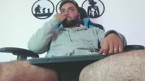 Snapshot of robert_leroy chatting on December 2025 06:25:02 PM Stiven - online show from December 2025 06:25:02 PM