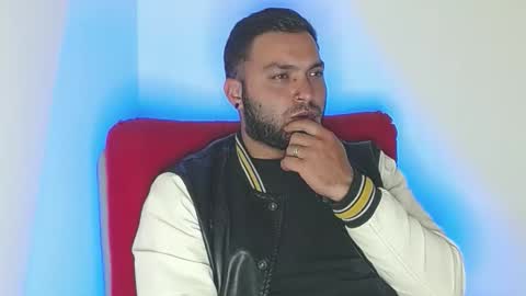 Snapshot of robert_leroy chatting on February 2026 05:11:01 AM Stiven - online show from February 2026 05:11:01 AM