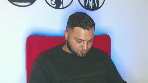 Snapshot of robert_leroy chatting on March 2026 07:01:01 AM Stiven - online show from March 2026 07:01:01 AM