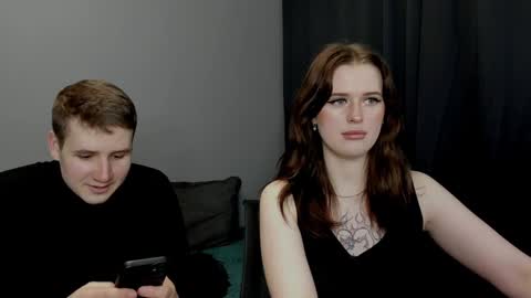 Snapshot of robert_lisa chatting on December 2024 02:08:02 PM Lisa and Robert i am online all days 900 am GMT3 online show from December 2024 02:08:02 PM