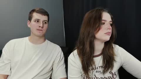Snapshot of robert_lisa chatting on March 2025 08:00:01 AM Lisa and Robert i am online all days 900 am GMT3 online show from March 2025 08:00:01 AM