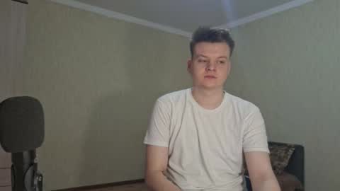 Snapshot of robertdedildo chatting on December 2024 09:52:01 AM Robert online show from December 2024 09:52:01 AM