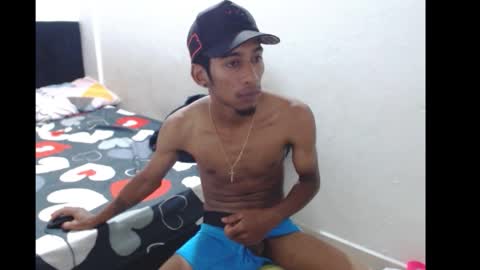 roberthycami2123 online show from February 2026 12:48:02 AM