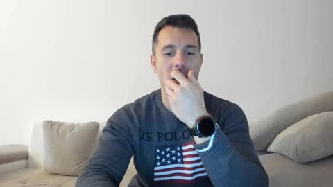 roberto4ever online show from November 2025 01:04:02 PM