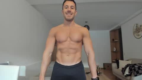 Snapshot of roberto4ever chatting on March 2026 05:13:02 AM roberto4ever online show from March 2026 05:13:02 AM