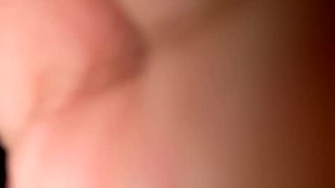 roberto925 online show from November 2025 04:00:01 AM