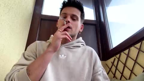 Roberto online show from October 2025 06:28:02 AM