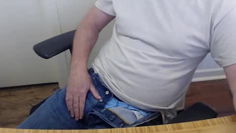 robidan6923 online show from March 2026 12:21:01 PM