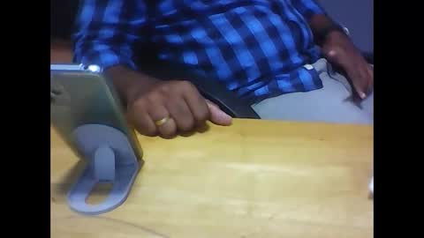 Snapshot of robinsantal chatting on October 2025 06:23:02 AM robinsantal online show from October 2025 06:23:02 AM